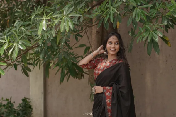 Rang-e- ajrakh Saree Collection - Image 7