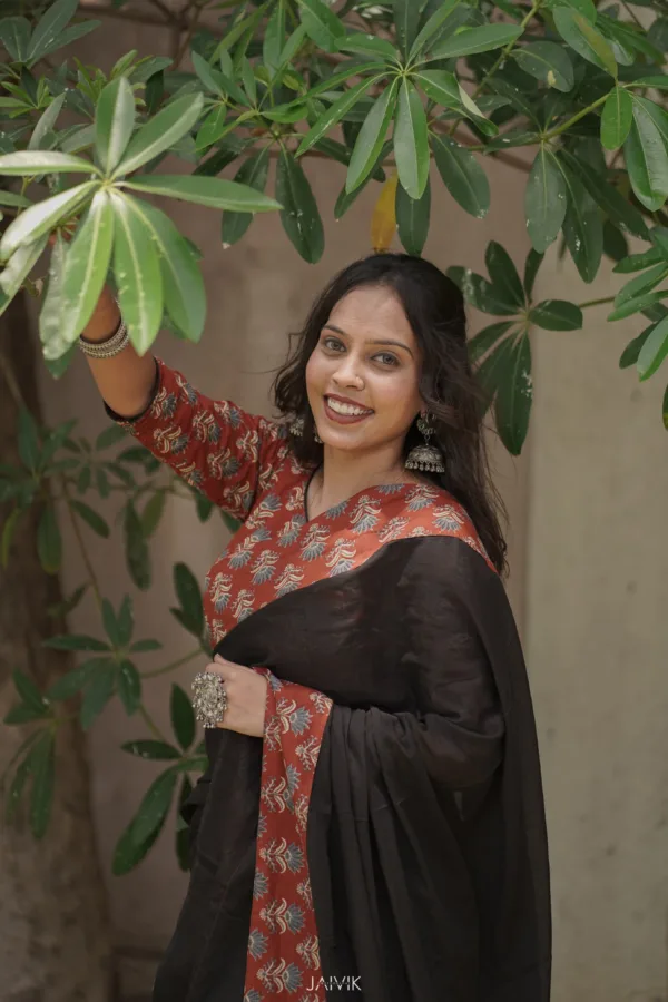 Rang-e- ajrakh Saree Collection - Image 10